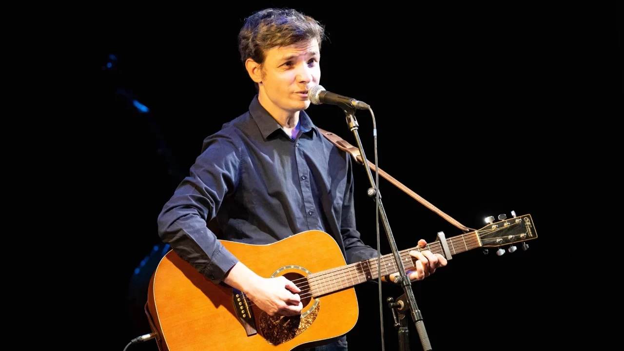 &copy; Guillaume Samama